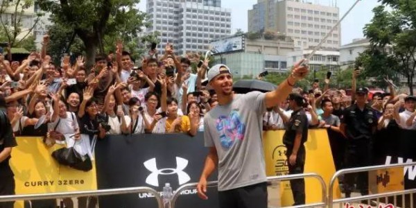  篮球装备市场火爆，球迷消费热情高涨