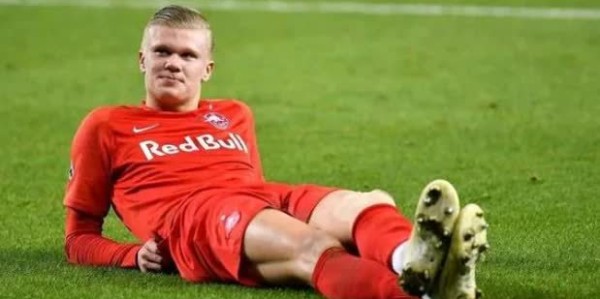  足坛新星闪耀，哈兰德帽子戏法惊艳全场