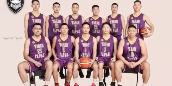  国际邀请赛开战，中外球队切磋技艺