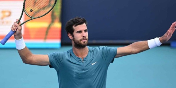  阿尔卡拉斯新生代崛起，迈阿密大师赛爆冷登顶