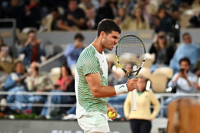  德约科维奇直落三盘，澳网八强强势晋级