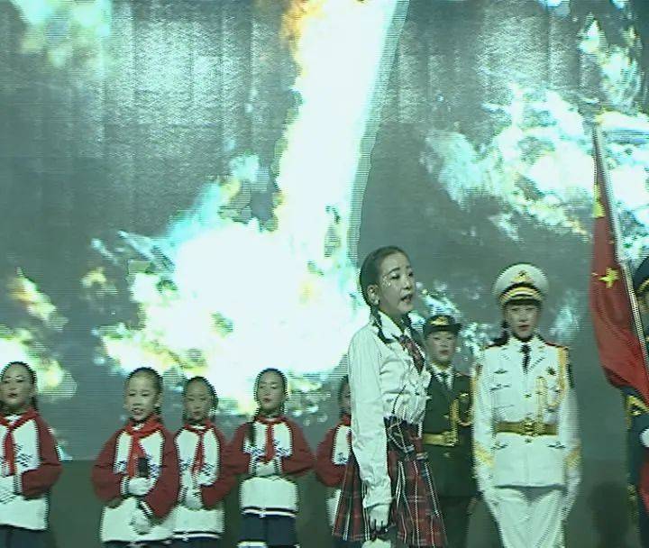  网前截击再现经典，复古打法惊艳观众